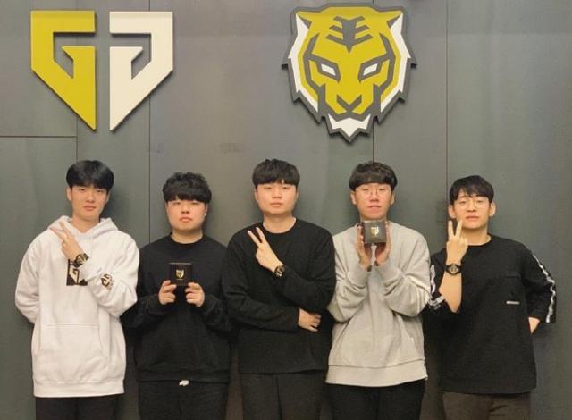 莱奥无疑是 莱奥无疑是