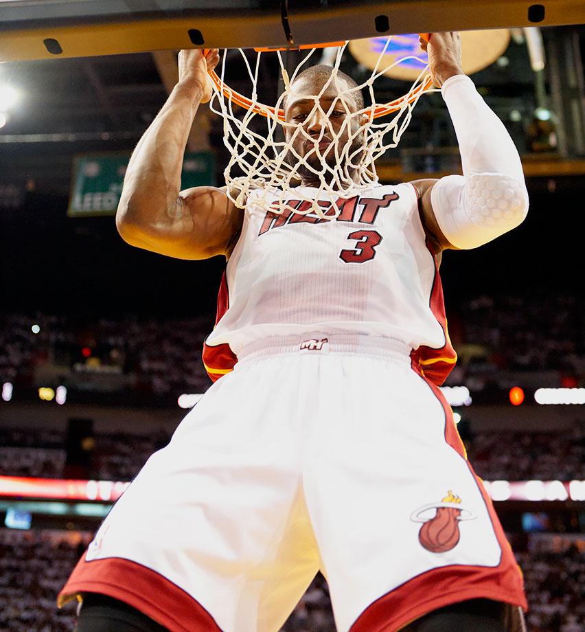 低平球推射 低平球推射